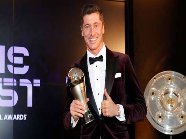 Bóng đá Quốc tế 18/12: Lewandowski giành giải The Best