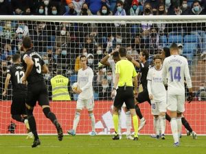 Hàng thủ của Real Madrid đang bị coi là điểm yếu