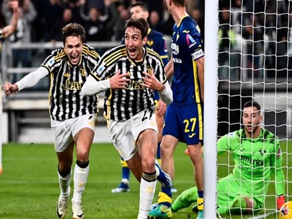 Bóng đá Ý 30/10: Max Juventus khiêm tốn sau trận thắng