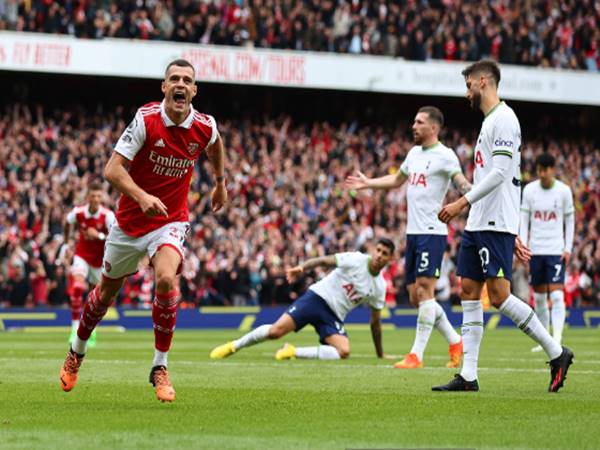 Những trận đối đầu kịch tính giữa Arsenal vsTottenham