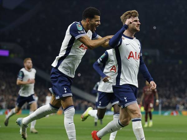 Tin bóng đá 1/11: Tottenham đối đầu thách thức sắp đến