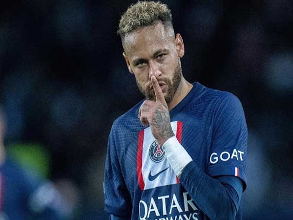 Neymar đá vị trí nào xuất sắc nhất trong sự nghiệp?