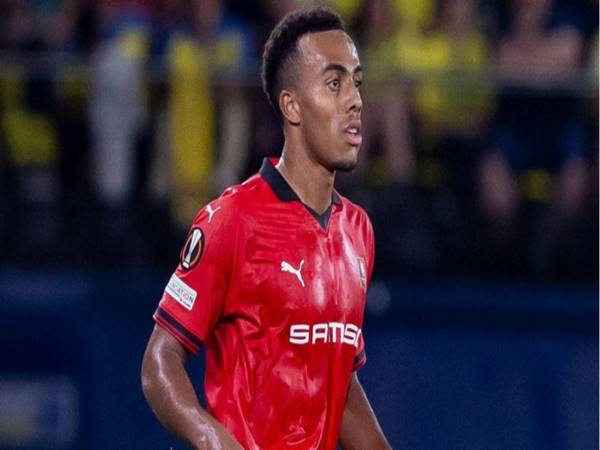 Bóng đá Italia: AC Milan tiếp tục bị từ chối đề nghị mua Guela Doue