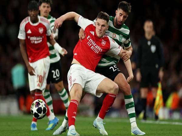 Điểm yếu chiến thuật ở Arsenal bị khai thác triệt để