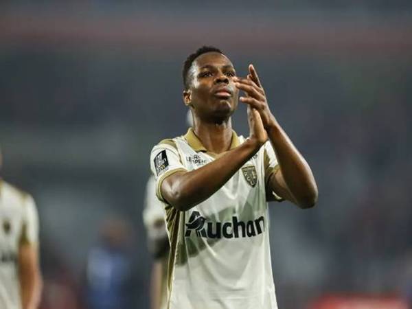 Tin chuyển nhượng: MU săn Mamadou Sangare của CLB RC Lens